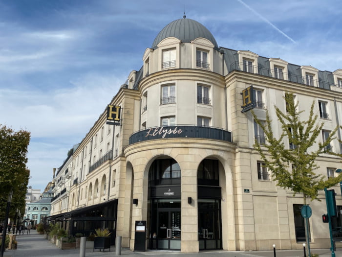 Hotel Val-d'Europe l'Elysee in Frankrijk in de buurt van Disneyland Parijs