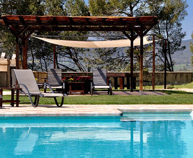 Het zwembad bij Torre nova Resort in Spanje