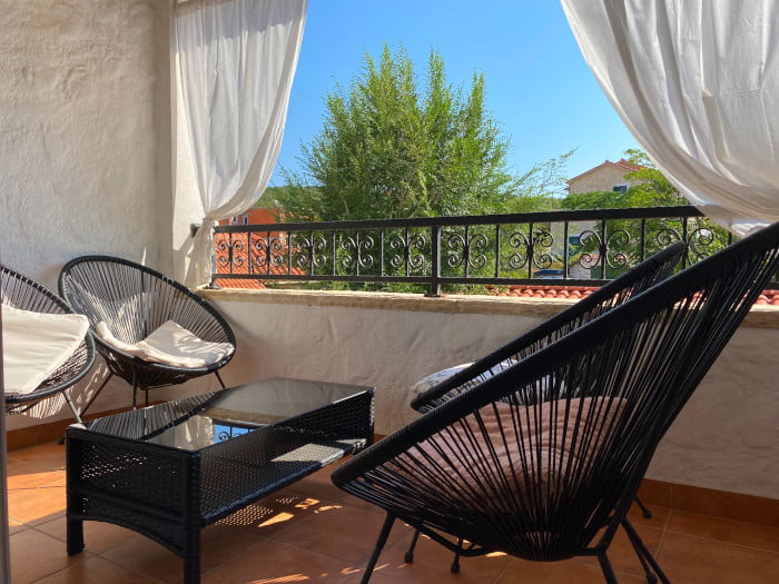 Agriturismo Kroatie, Agrotourism Kalpic balkon bij de familiekamer