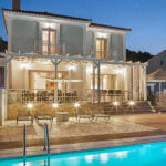 Villas Luna Rosa met terras en zwembad gelegen op het Griekse eiland Samos