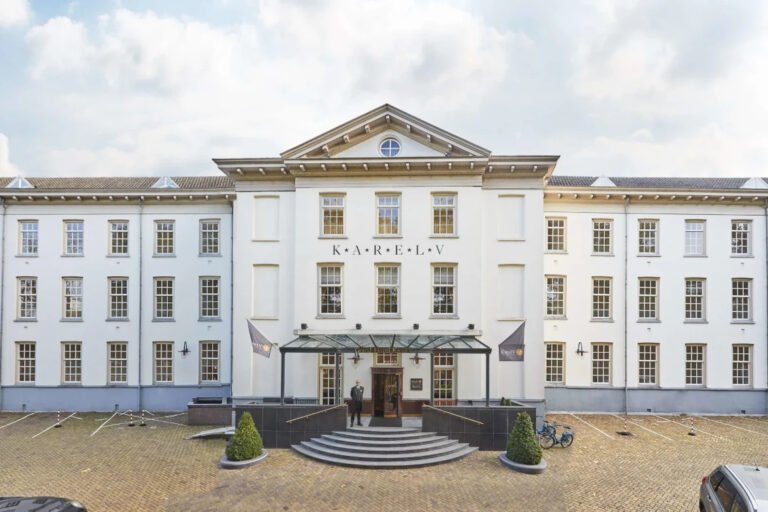 Sterrenrestaurant met overnachting voor het hele gezin! Sterrenrestaurant met overnachting Grand Hotel Karel V