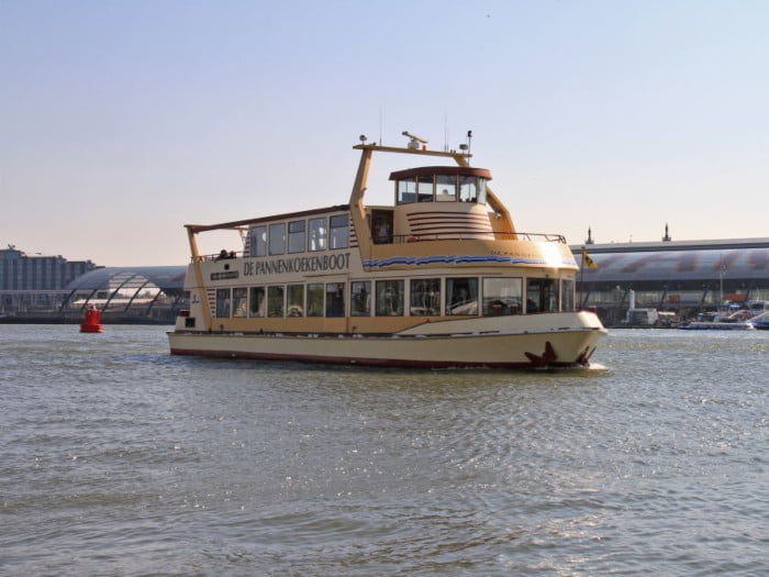 Pannenkoekenboot rondvaart Amsterdam